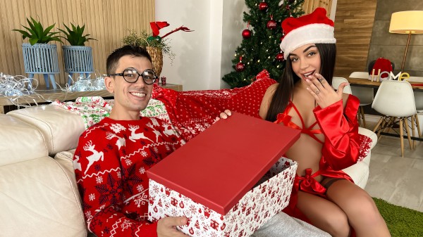Lil Humpers [Realitykings] Martina Smeraldi Jordi El Nino Polla A Christmas Surprise From My Boyfriend’s Roommate Brazzers Sister